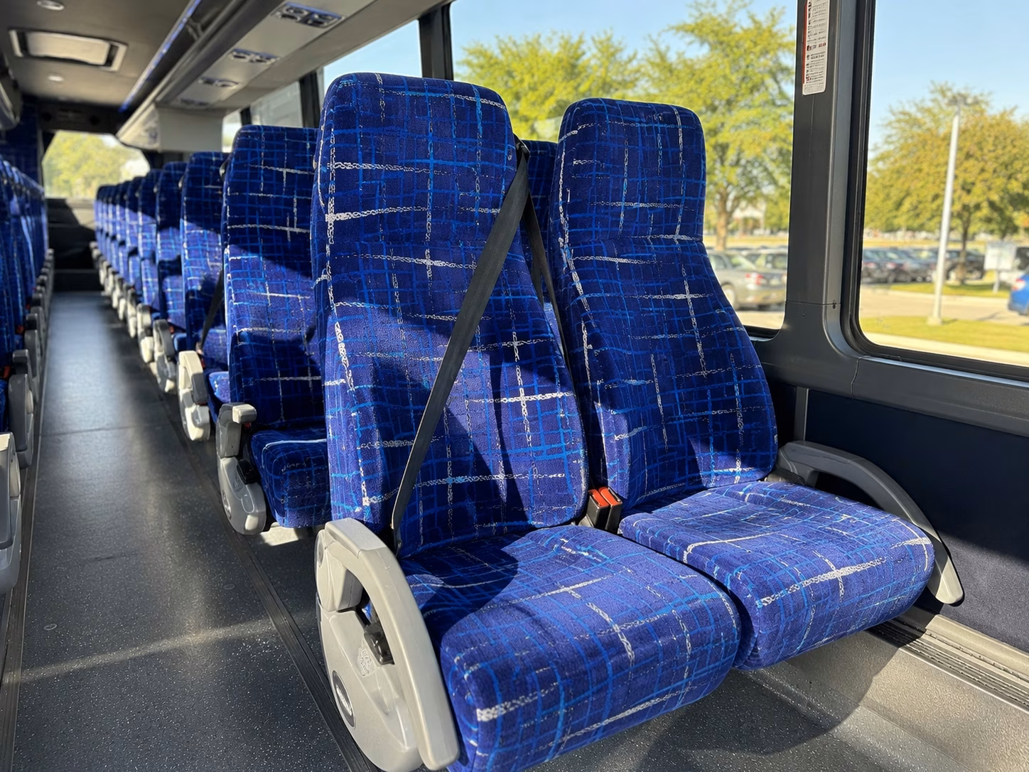 how bus type affects charter bus prices in tuscaloosa alabama