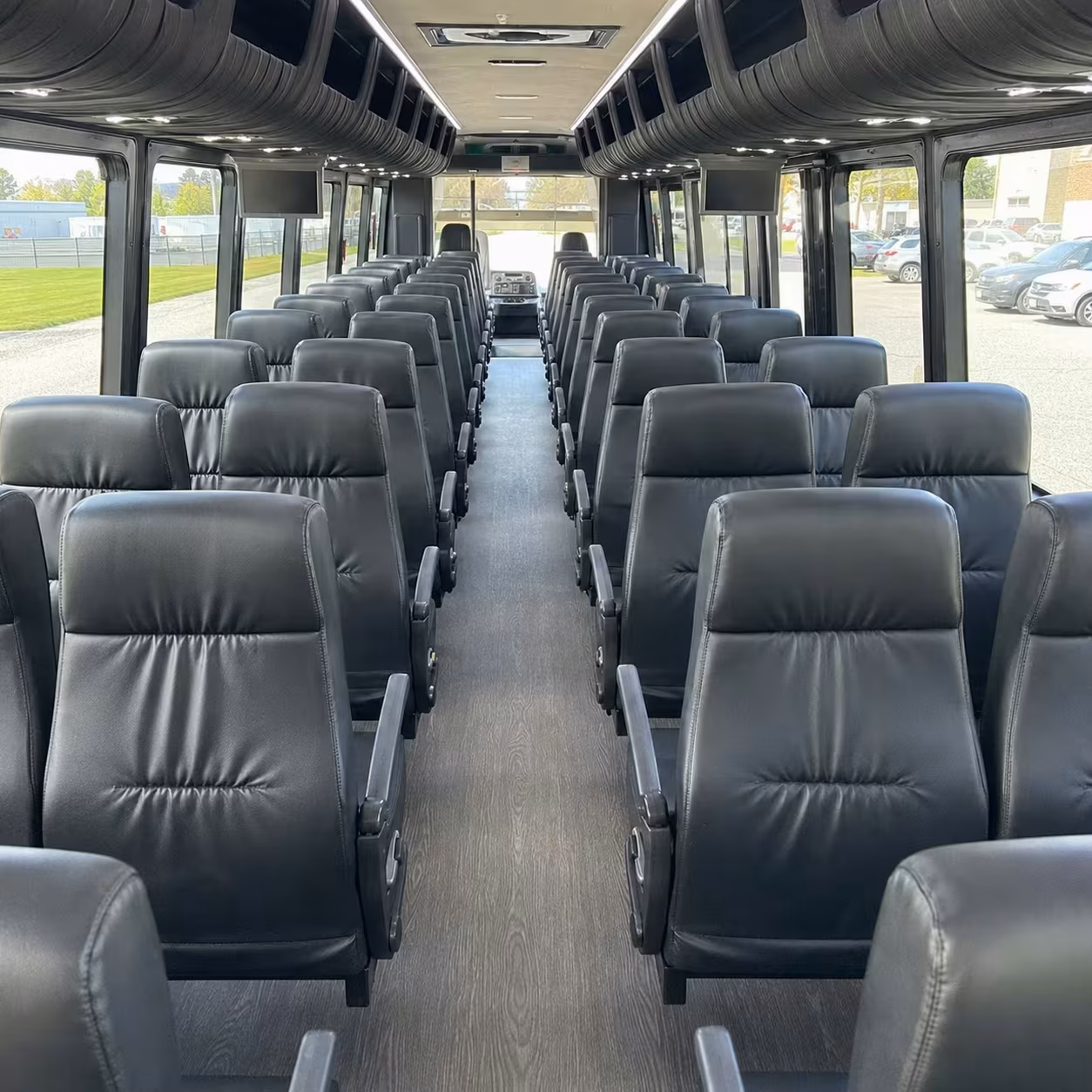 tuscaloosa 35 passenger minibus rental