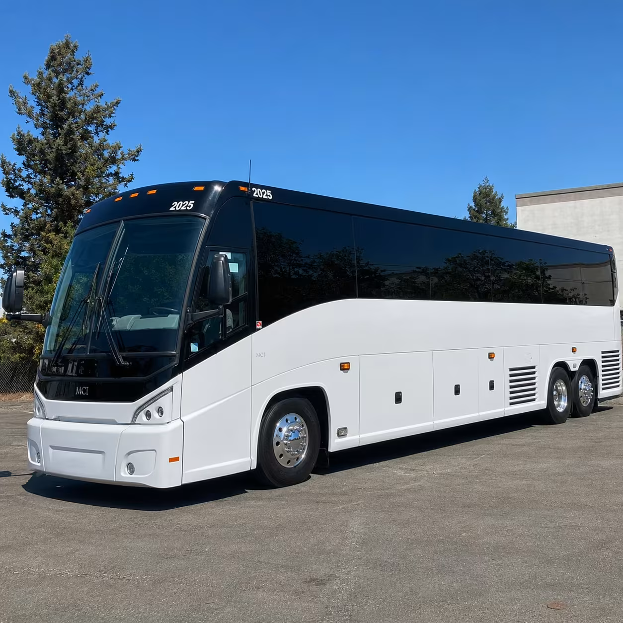 tuscaloosa bus rentals for industrial and manufacturing workers