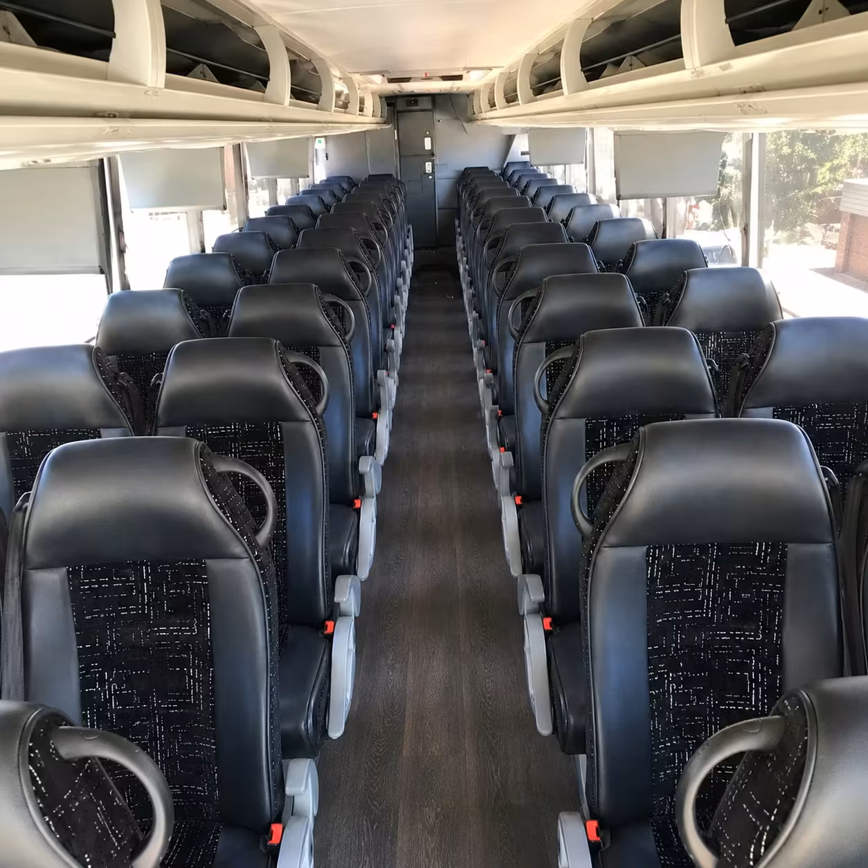 tuscaloosa charter buses for corporate concert outings and festivals
