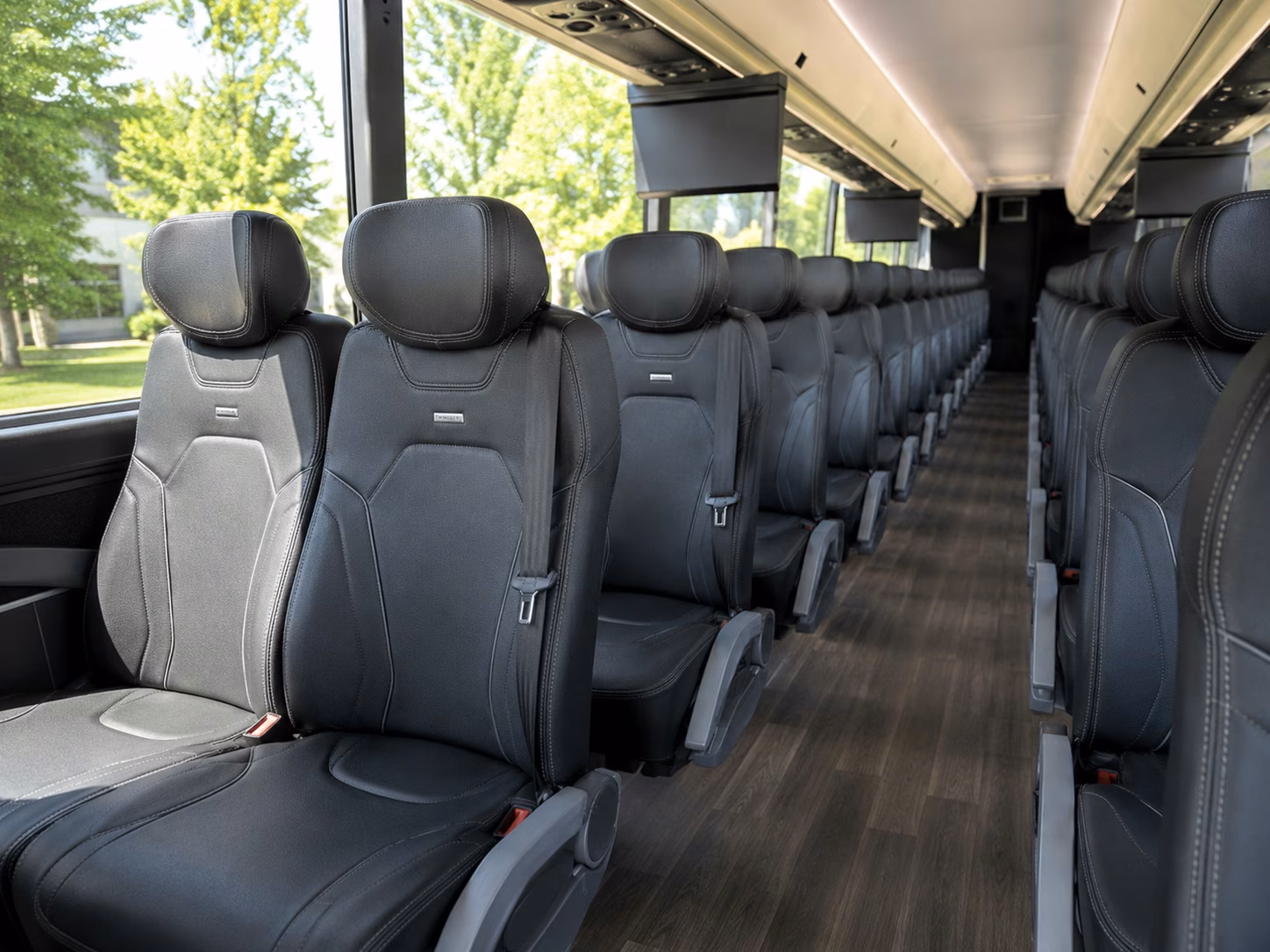 tuscaloosa charter buses to bryant denny stadium and sports venues
